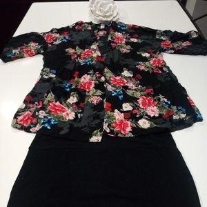 Xhiliration Floral NOBO Kimono